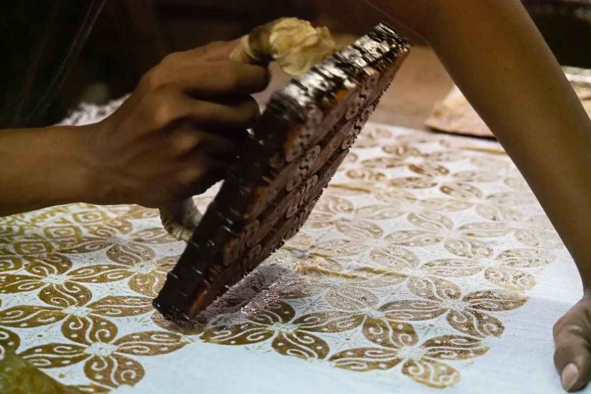 teknik batik cap